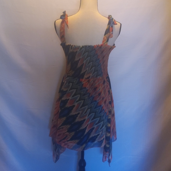 Allen B. Multicolor Top 🔥 Sale $10 - Picture 4 of 5